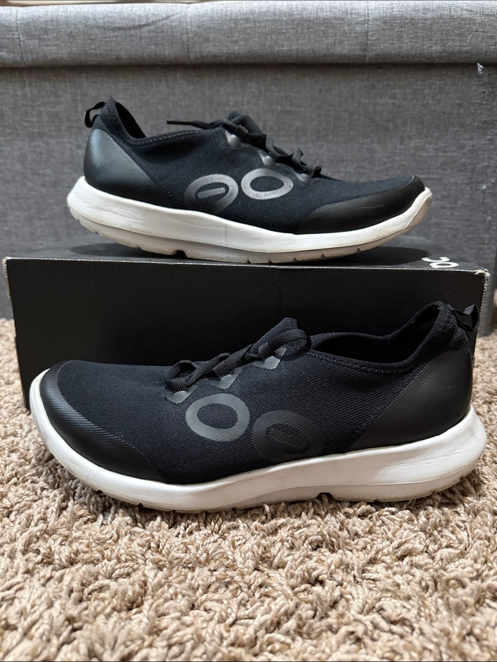 OOFOS oomg sport shoes